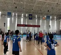排球公开赛掀起高潮,胶东白虎队强势横扫庐州天狼队,老将里程碑之夜——韧性比赛的样板 排球公开赛掀起高潮,胶东白虎队强势横扫庐州天狼队,老将里程碑之夜——韧性比赛的样板